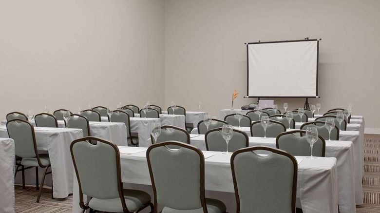 <b>Golden Tulip Sao Jose dos Campos Meeting</b>. Images powered by <a href="https://iceportal.shijigroup.com/" title="IcePortal" target="_blank">IcePortal</a>.