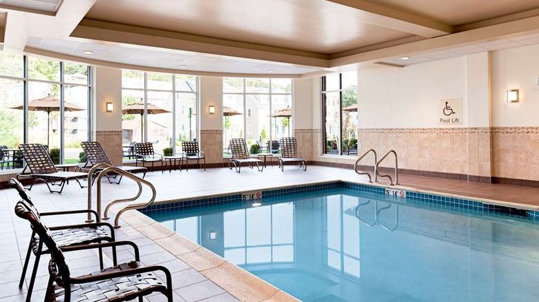 <b>Hilton Garden Inn Boston Logan Airport Pool</b>. Images powered by <a href="https://iceportal.shijigroup.com/" title="IcePortal" target="_blank">IcePortal</a>.