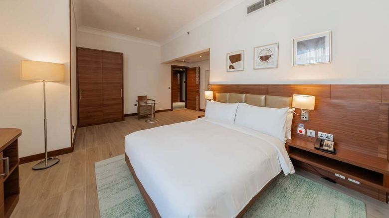<b>Hilton Garden Inn Dubai Jumeirah Room</b>. Images powered by <a href="https://iceportal.shijigroup.com/" title="IcePortal" target="_blank">IcePortal</a>.