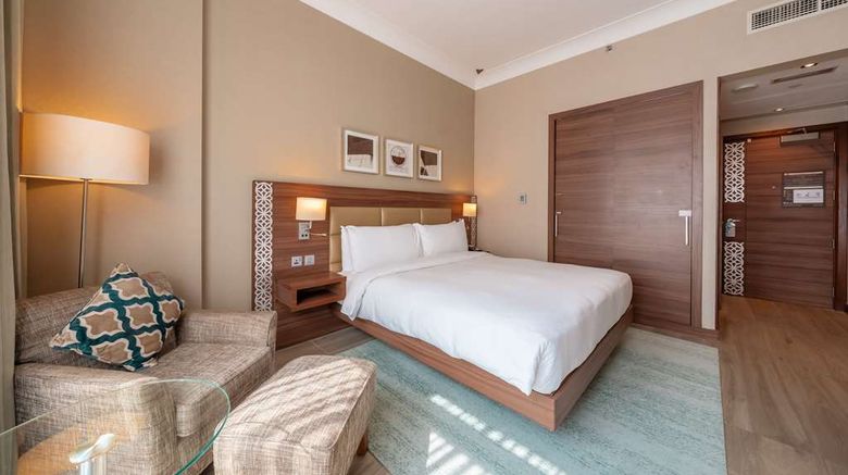 <b>Hilton Garden Inn Dubai Jumeirah Room</b>. Images powered by <a href="https://iceportal.shijigroup.com/" title="IcePortal" target="_blank">IcePortal</a>.