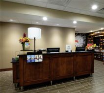 Hampton Inn Downtown Green Bay Lobby