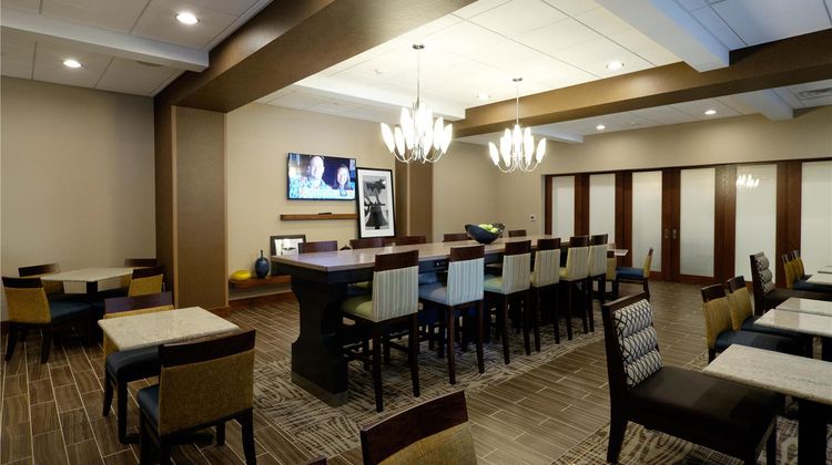 Hampton Inn Downtown Green Bay Lobby