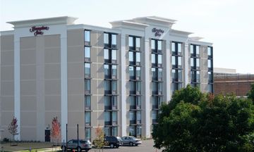 Hampton Inn Downtown Green Bay