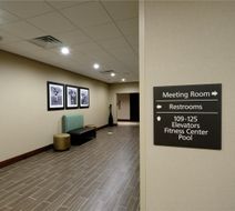 Hampton Inn Downtown Green Bay Lobby