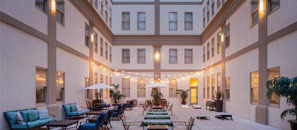 Hilton Richmond Downtown Exterior