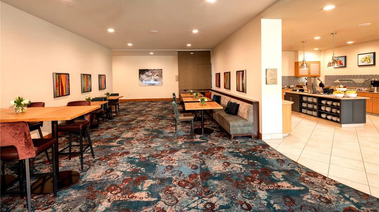 Homewood Suites Seattle/Issaquah Lobby
