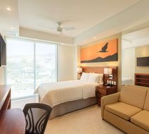 Hampton Inn & Suites Los Cabos Room