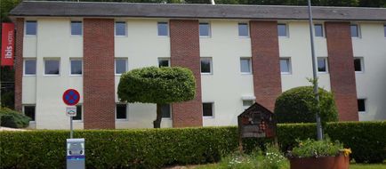 Ibis Hotel Fourmies Exterior