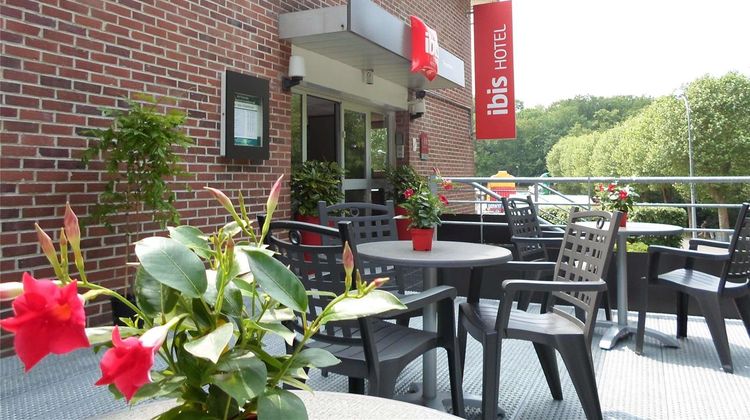 Ibis Hotel Fourmies Exterior