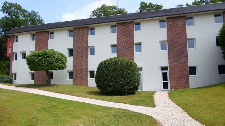 Ibis Hotel Fourmies Exterior