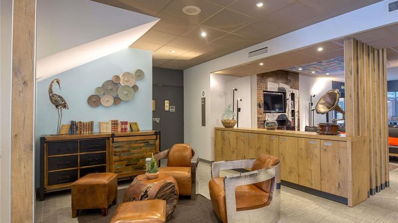 <b>Ibis Hotel Brignoles Exterior</b>. Images powered by <a href="https://iceportal.shijigroup.com/" title="IcePortal" target="_blank">IcePortal</a>.