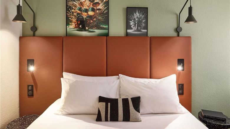 <b>Ibis Centre Hotel Room</b>. Images powered by <a href="https://iceportal.shijigroup.com/" title="IcePortal" target="_blank">IcePortal</a>.