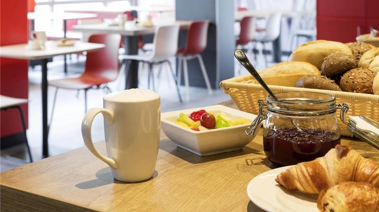 <b>Ibis Muenchen Garching Restaurant</b>. Images powered by <a href="https://iceportal.shijigroup.com/" title="IcePortal" target="_blank">IcePortal</a>.