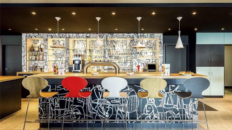 <b>Ibis Muenchen Garching Restaurant</b>. Images powered by <a href="https://iceportal.shijigroup.com/" title="IcePortal" target="_blank">IcePortal</a>.