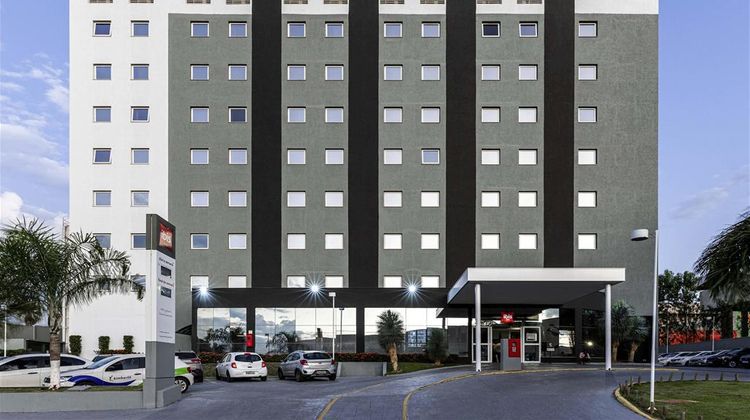 Ibis Uberaba Exterior
