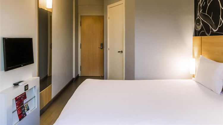 Ibis Uberaba Room