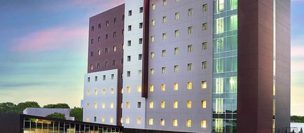 Ibis Makassar City Center Exterior