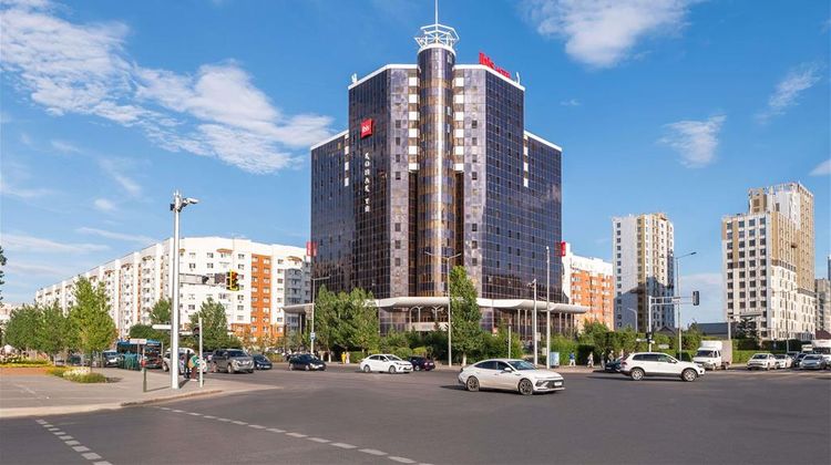 Ibis Astana Exterior