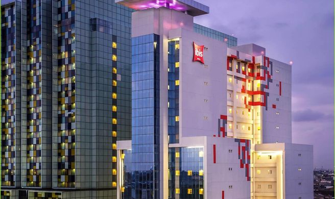 Ibis Jakarta Harmoni Exterior