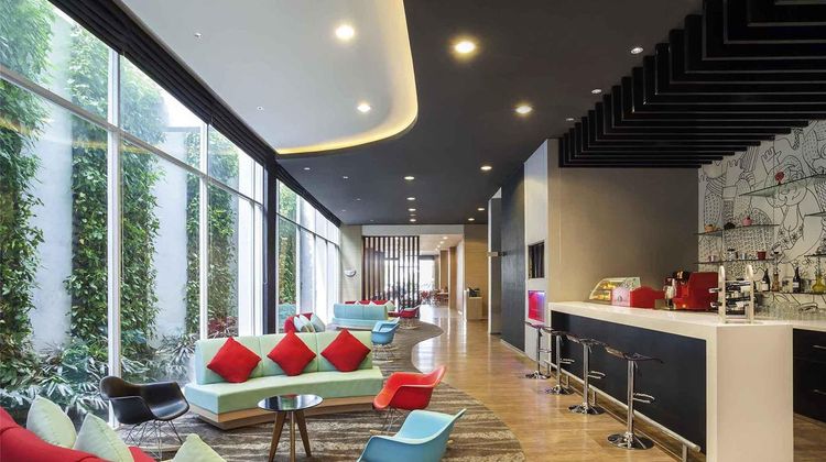 Ibis Jakarta Harmoni Exterior