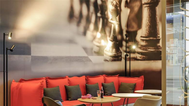 <b>Ibis Berlin Hauptbahnhof Hotel Exterior</b>. Images powered by <a href="https://iceportal.shijigroup.com/" title="IcePortal" target="_blank">IcePortal</a>.
