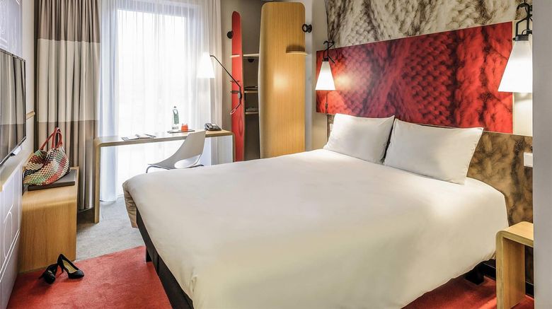 <b>Ibis Berlin Hauptbahnhof Hotel Room</b>. Images powered by <a href="https://iceportal.shijigroup.com/" title="IcePortal" target="_blank">IcePortal</a>.