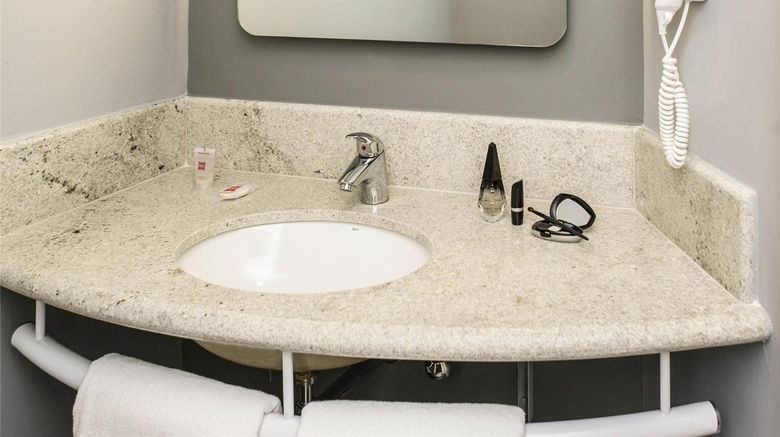<b>Ibis Recife Aeroporto Room</b>. Images powered by <a href="https://iceportal.shijigroup.com/" title="IcePortal" target="_blank">IcePortal</a>.
