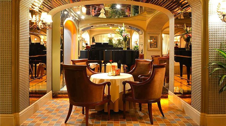 <b>ibis Leshan City Center Restaurant</b>. Images powered by <a href="https://iceportal.shijigroup.com/" title="IcePortal" target="_blank">IcePortal</a>.