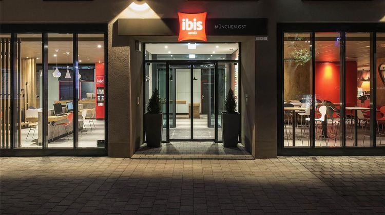 Ibis Muenchen City Ost Exterior