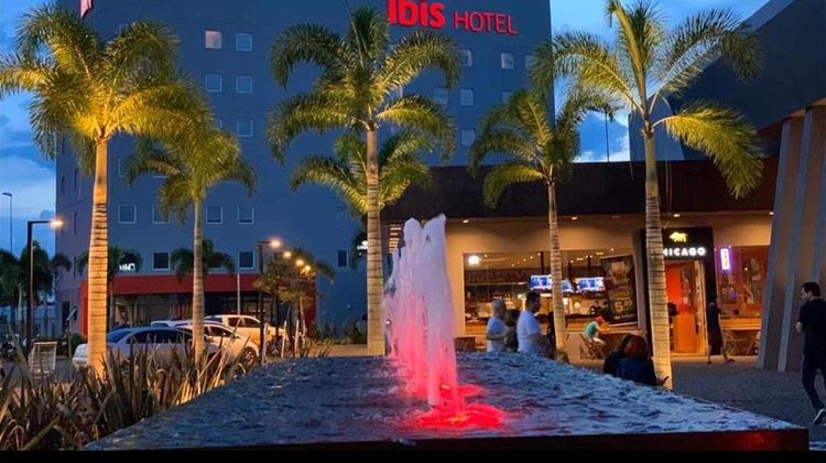 Ibis Jatai Shopping Exterior