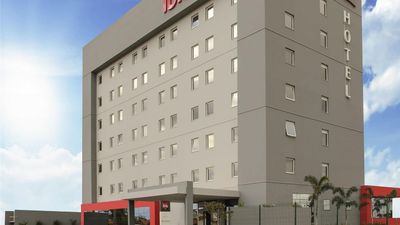 Ibis Jatai Shopping