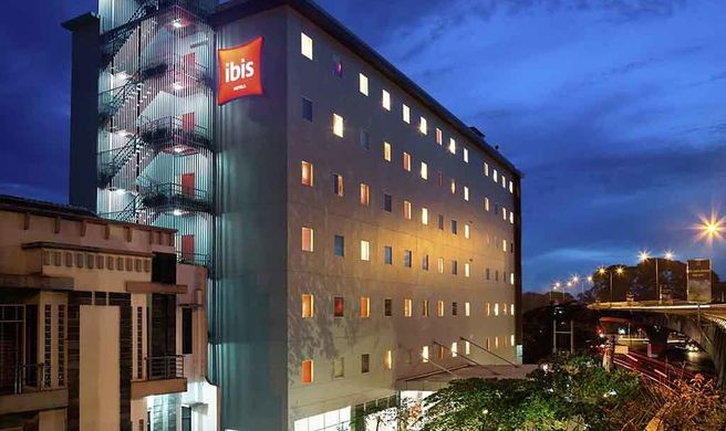 Ibis Bandung Pasteur Exterior