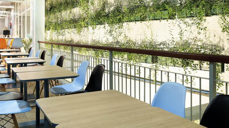 Ibis Bandung Pasteur Restaurant