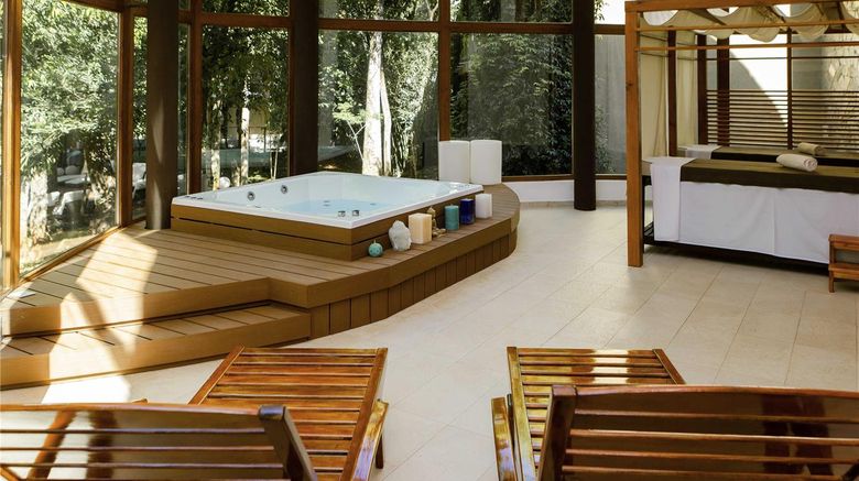 <b>Mercure Iguazu Hotel Iru Spa</b>. Images powered by <a href="https://iceportal.shijigroup.com/" title="IcePortal" target="_blank">IcePortal</a>.