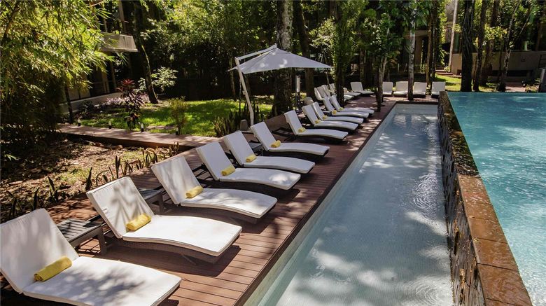 <b>Mercure Iguazu Hotel Iru Pool</b>. Images powered by <a href="https://iceportal.shijigroup.com/" title="IcePortal" target="_blank">IcePortal</a>.