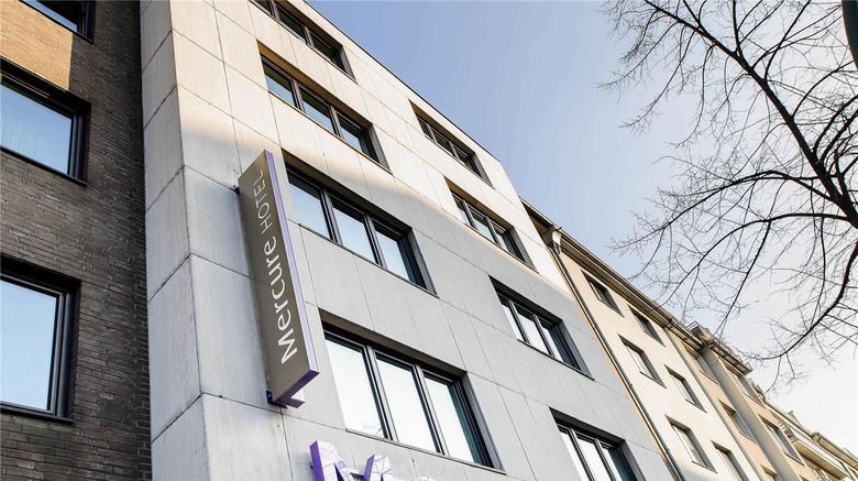 <b>Mercure Hotel Duesseldorf Zentrum Exterior</b>. Images powered by <a href="https://iceportal.shijigroup.com/" title="IcePortal" target="_blank">IcePortal</a>.