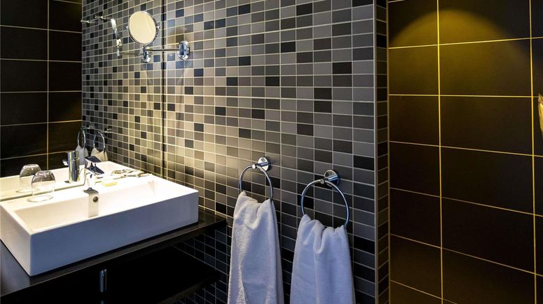 <b>Mercure Villefranche-sur-Saone Room</b>. Images powered by <a href="https://iceportal.shijigroup.com/" title="IcePortal" target="_blank">IcePortal</a>.