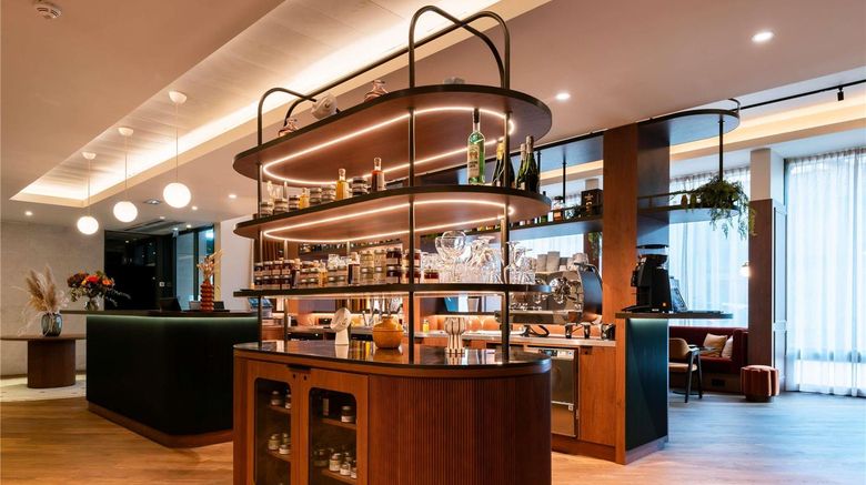 <b>Mercure Villefranche-sur-Saone Exterior</b>. Images powered by <a href="https://iceportal.shijigroup.com/" title="IcePortal" target="_blank">IcePortal</a>.