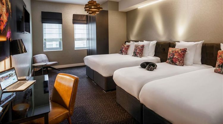 Mercure Amsterdam Sloterdijk Station Room