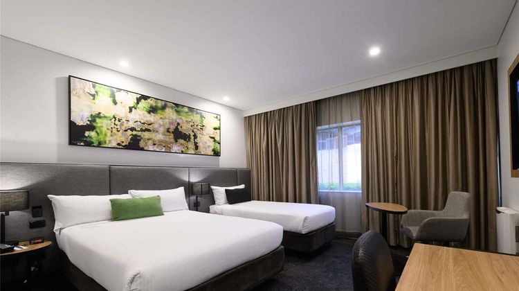 Mercure Penrith Room