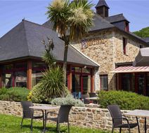 Mercure Dinan Poret Le Jerzual Exterior