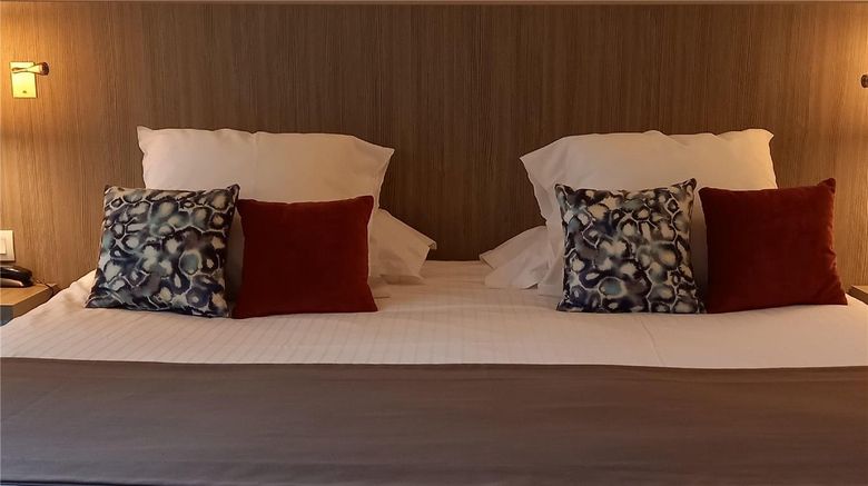 <b>Mercure Dinan Poret Le Jerzual Room</b>. Images powered by <a href="https://iceportal.shijigroup.com/" title="IcePortal" target="_blank">IcePortal</a>.
