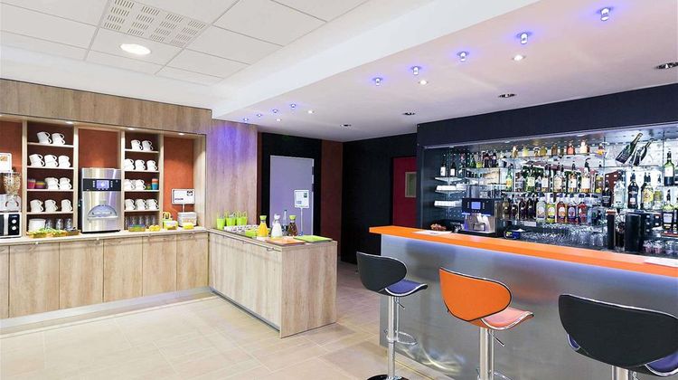 Ibis Styles Flers Gare Centre Exterior