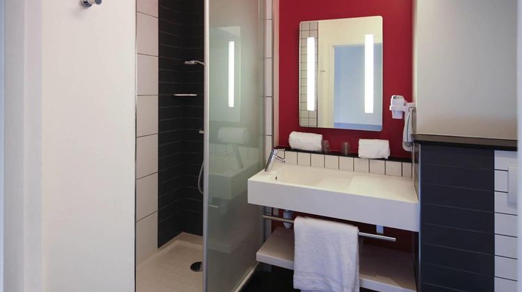 Ibis Styles Flers Gare Centre Room