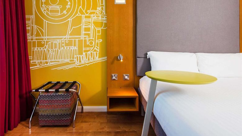 <b>Hotel Ibis Styles Crewe Room</b>. Images powered by <a href="https://iceportal.shijigroup.com/" title="IcePortal" target="_blank">IcePortal</a>.