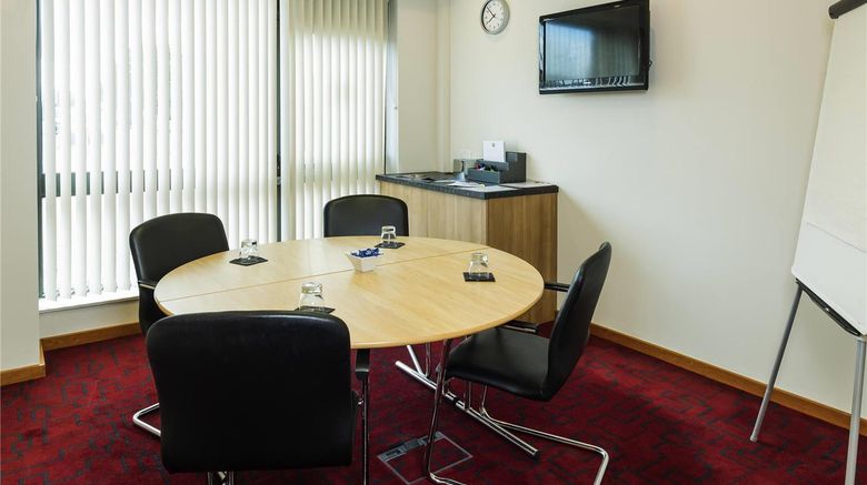 <b>Ibis Styles Birmingham Airport NEC Meeting</b>. Images powered by <a href="https://iceportal.shijigroup.com/" title="IcePortal" target="_blank">IcePortal</a>.
