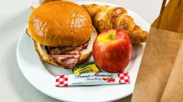 Ibis Styles Birmingham Airport NEC Restaurant