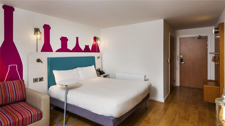 Ibis Styles Barnsley hotel Room