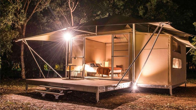 <b>Kakadu Lodge Cooinda, mngd by Accor Room</b>. Images powered by <a href="https://iceportal.shijigroup.com/" title="IcePortal" target="_blank">IcePortal</a>.