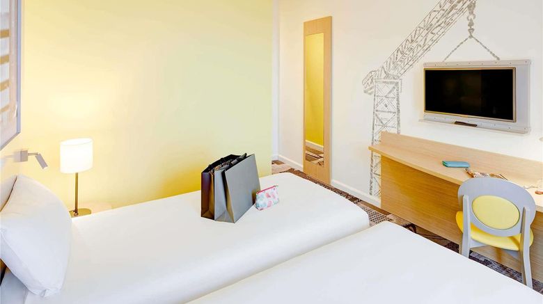 <b>Ibis Styles Glasgow Centre George Square Room</b>. Images powered by <a href="https://iceportal.shijigroup.com/" title="IcePortal" target="_blank">IcePortal</a>.